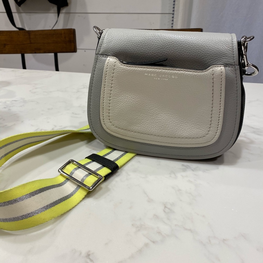 Marc Jacobs cross body purse